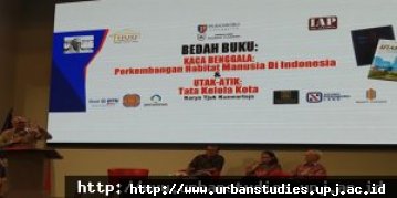 â€œBedah Buku Pak Tjuk Kuswartojo, Utak Atik Tata Kelola Perkotaan dan Kaca Benggalaâ€